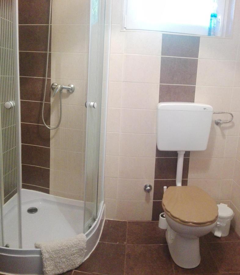 Sunshine Apartman Lägenhet Siófok Exteriör bild